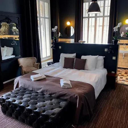 Nijver Hotel