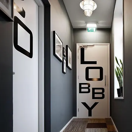 Nijver Ξενοδοχείο